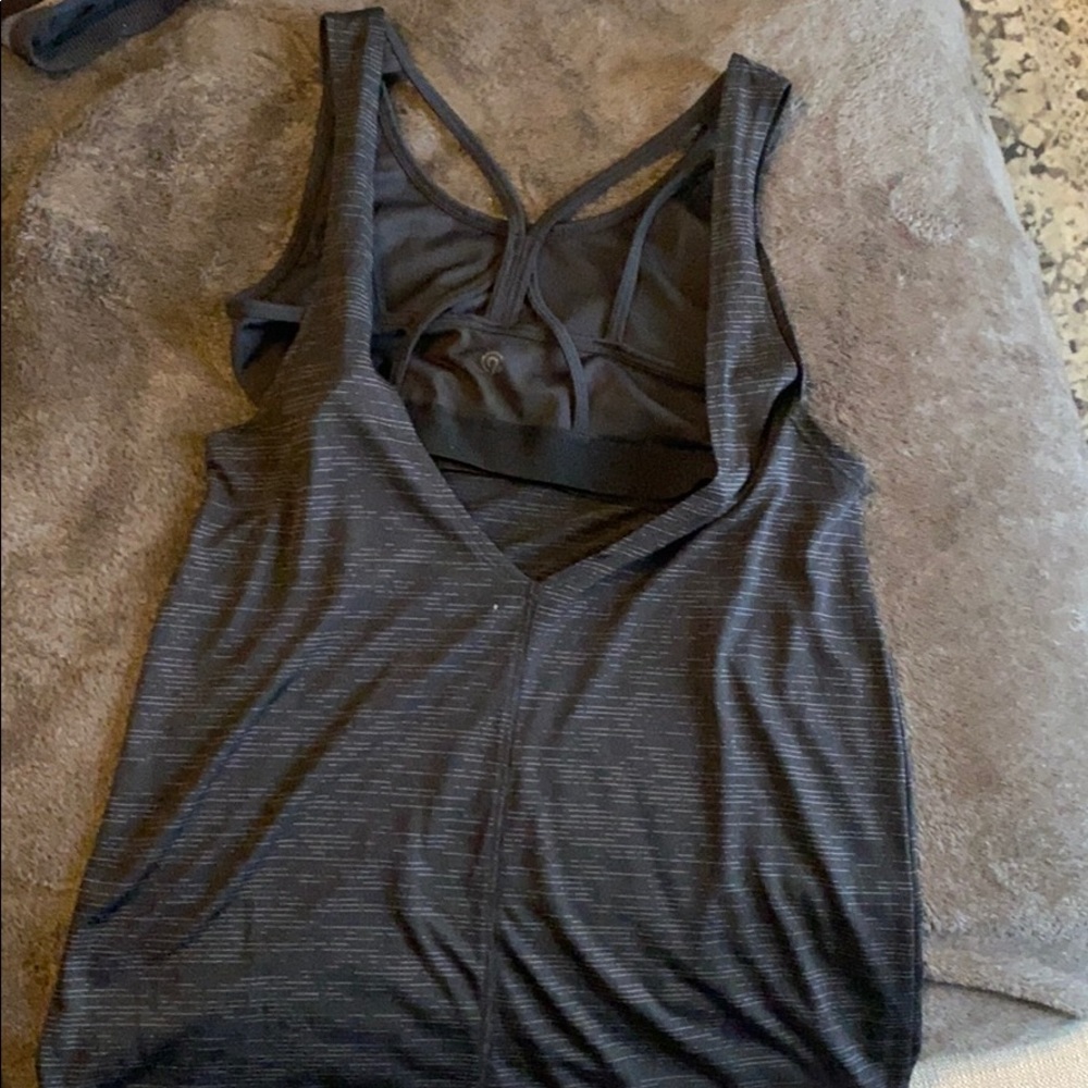 Workout tank top